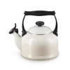 Le Creuset Tradition Fluitketel 2,1 Liter Staal Meringue 2 Le Creuset Tradition Fluitketel 2,1 Liter Staal Meringue -Le Creuset Winkel lc 20200106 zs ps fs 40102027160000 001
