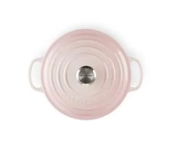 Le Creuset Signature Braadpan 2,4 Liter ø 20 Cm Gietijzer Shell Pink 10 Le Creuset Signature Braadpan 2,4 Liter ø 20 Cm Gietijzer Shell Pink -Le Creuset Winkel rs8767 lc 20190618 fr ps 00009 scr