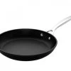 Le Creuset Les Forgées TNS Koekenpan ø 28 Cm Aluminium 2 Le Creuset Les Forgées TNS Koekenpan ø 28 Cm Aluminium -Le Creuset Winkel toughened non stick shallow frying pan 28cm black le creuset