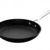 Le Creuset Les Forgées Koekenpan ø 30 Cm Aluminium -Le Creuset Winkel toughened non stick shallow frying pan 30cm black le creuset